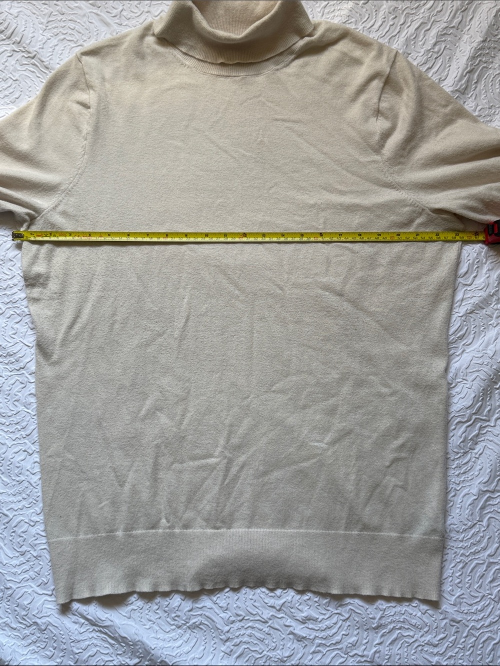 torrid Cream Short-Sleeve Turtleneck Sweater - Picture 5 of 8